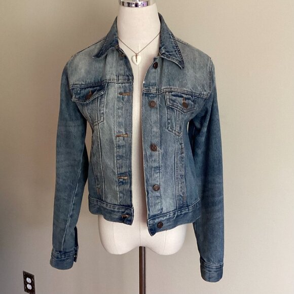 Vintage Denim Jean Jacket - Picture 4 of 11
